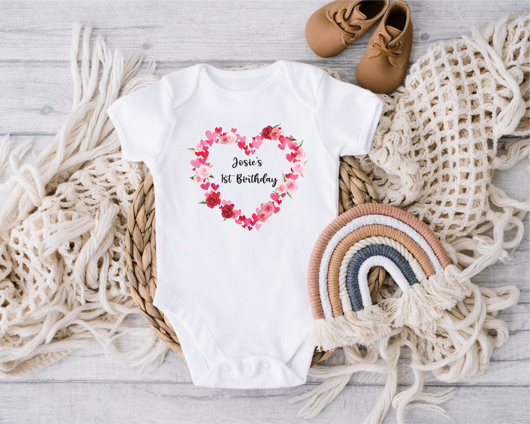 Personalised Heart Wreath Name and Date Baby Grow / Onesie - Gifts Handmade